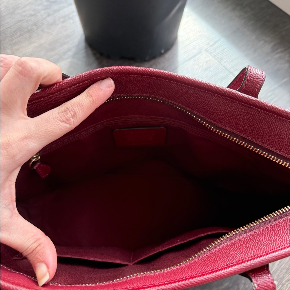 Coach Burgundy Leather Tote with Gold Hardware and matching Wallet - Picture 10 of 10